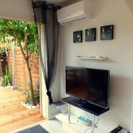 Beautiful House With Shared Pool And Terrace Apartmán