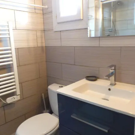 Beautiful House With Shared Pool And Terrace Apartmán