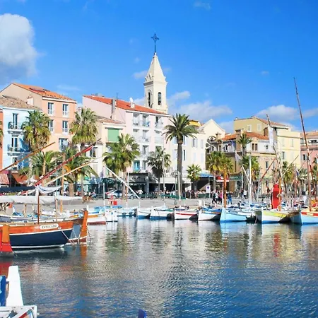 Apartmán Beautiful House With Shared Pool And Terrace Sanary-sur-Mer