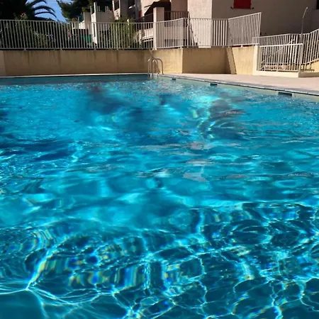 Beautiful House With Shared Pool And Terrace *